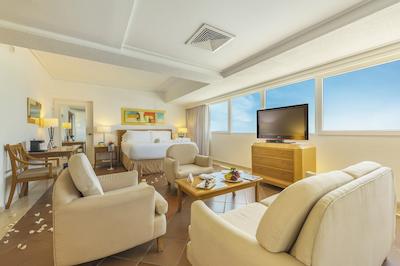 هتل آلمیرانت