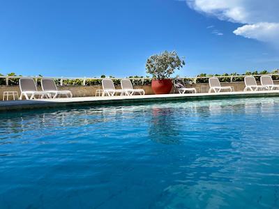 هتل آلمیرانت