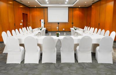 هتل آلمیرانت