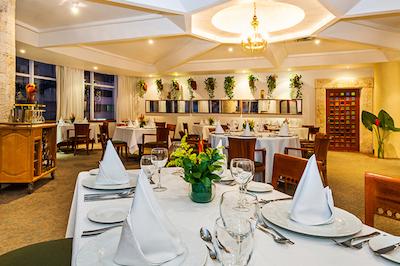 هتل آلمیرانت