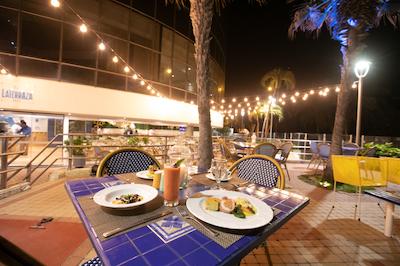 هتل آلمیرانت