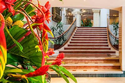 هتل آلمیرانت