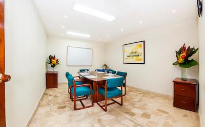 هتل آلمیرانت