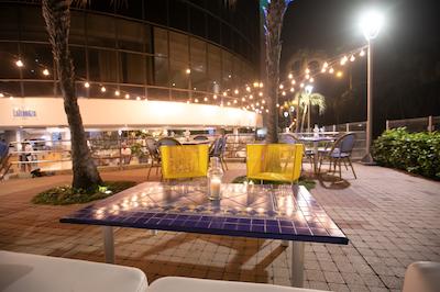 هتل آلمیرانت