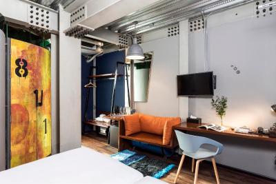 مستایل گاراژ هتل