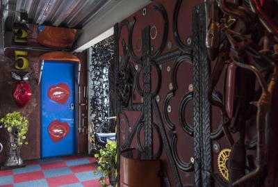 مستایل گاراژ هتل