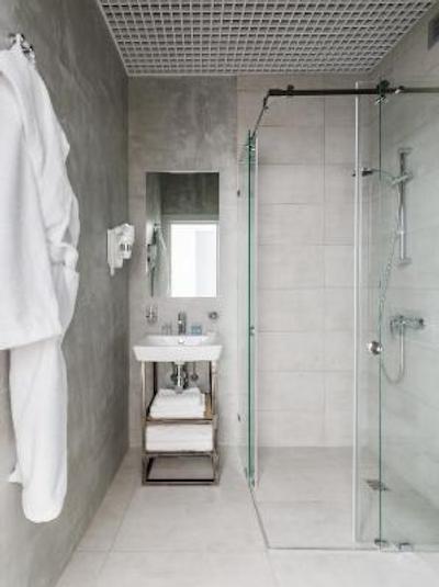 کوستوس هتل پتروسکی