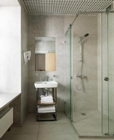 کوستوس هتل پتروسکی