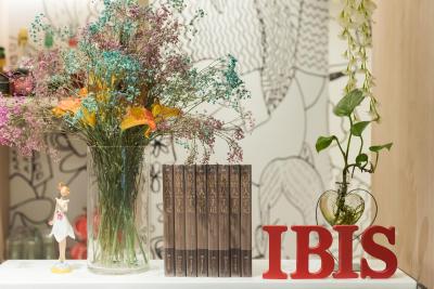 آیبیس شانگهای چانگشو رود هتل