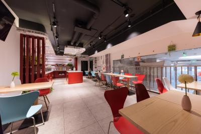 آیبیس شانگهای چانگشو رود هتل