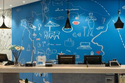 آیبیس شانگهای چانگشو رود هتل