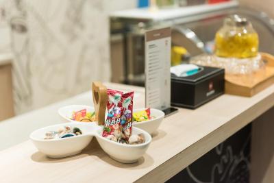 آیبیس شانگهای چانگشو رود هتل