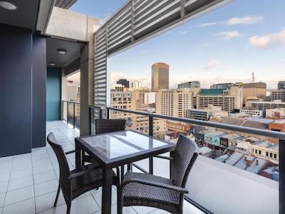 اُاکز هریزنز