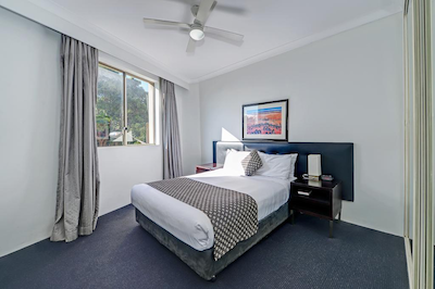 ادارا کمپردون اپارتمنتز (میسندن راد)