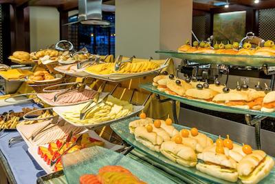 کاسا دان کارلتون هتل اند اسپا