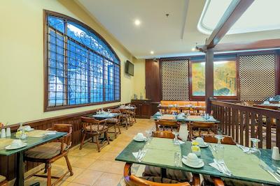 کاسا دان کارلتون هتل اند اسپا