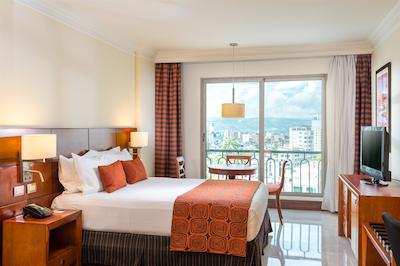 دان کارلتون بوکارامانگا