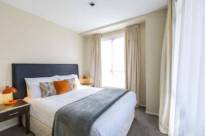 کست اُن کویین