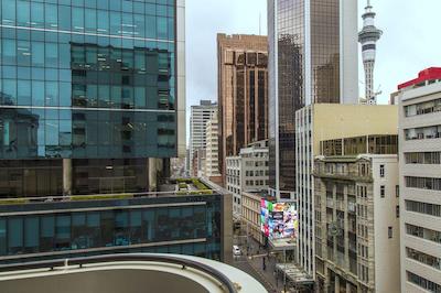 کست اُن کویین