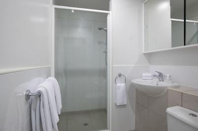 کست اُن کویین