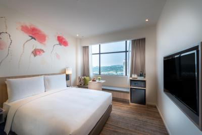 هیلتون گاردن این کوالا لومپور جالان توانکو ابدول راهمان اسود