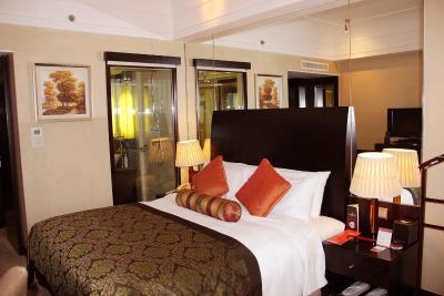 رندزووز شانگهای مری