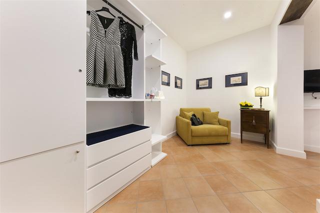 الئونراز سویتز ناپلز