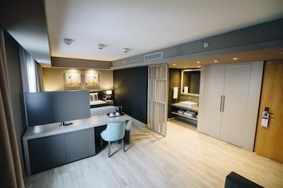 امریان کنگرسُ هتل-گراند ویو