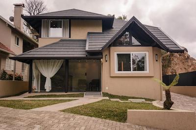 آلامدا فلیس هتل