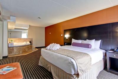 بست وسترن پلاس ترنتو نرد یرک هتل اند سویتز