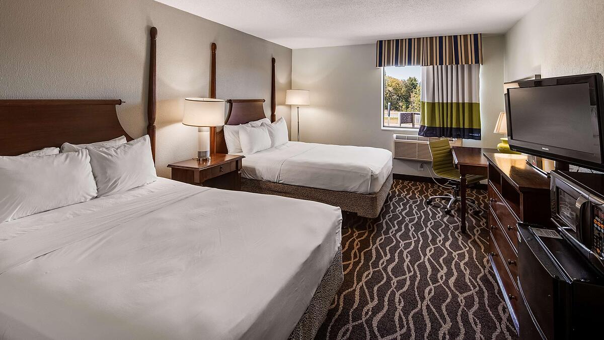 Days Inn and Suites New Buffalo