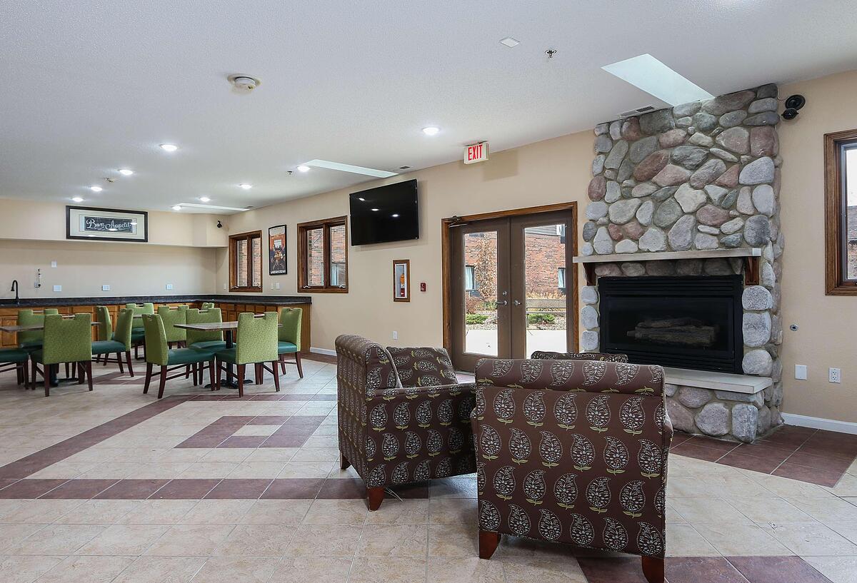 Days Inn and Suites New Buffalo