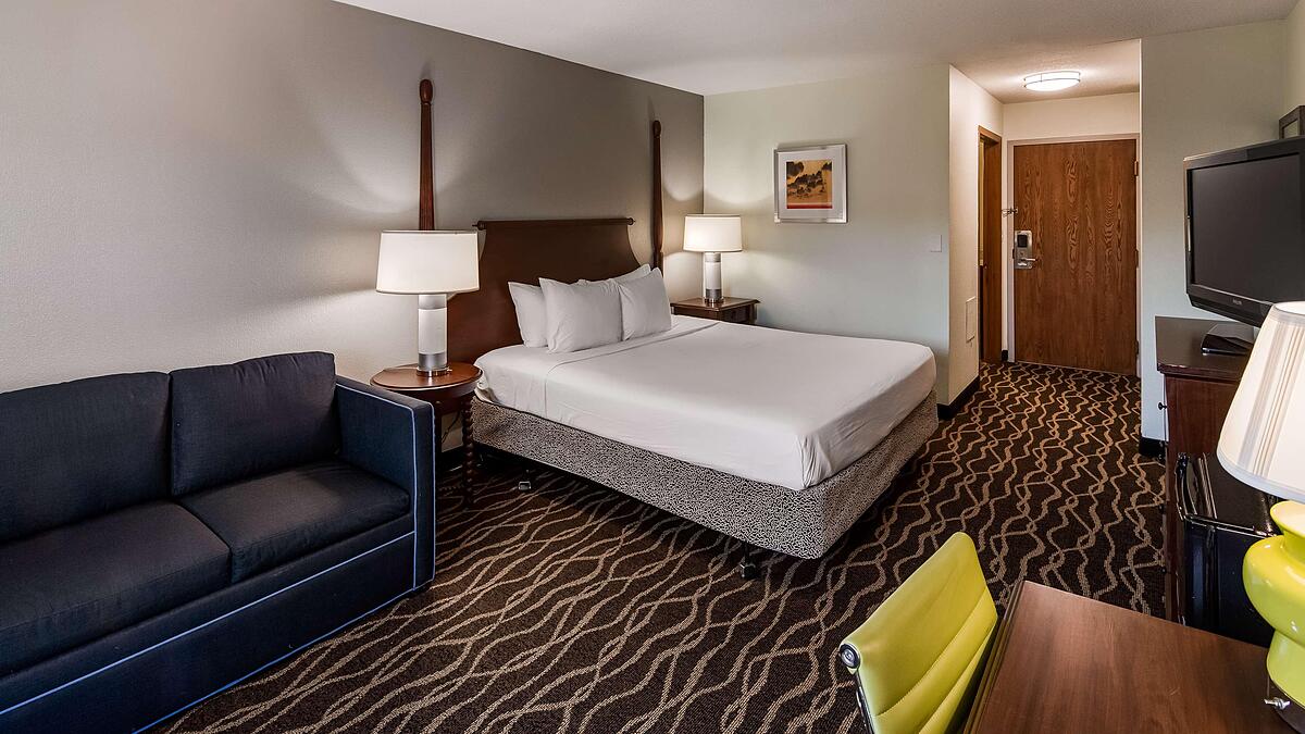 Days Inn and Suites New Buffalo