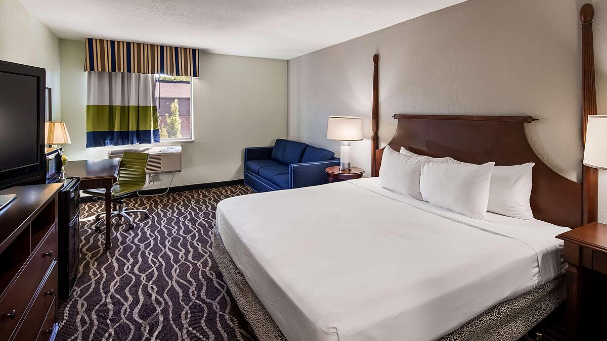 Days Inn and Suites New Buffalo