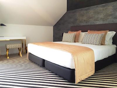 دمار بوتیک هتل