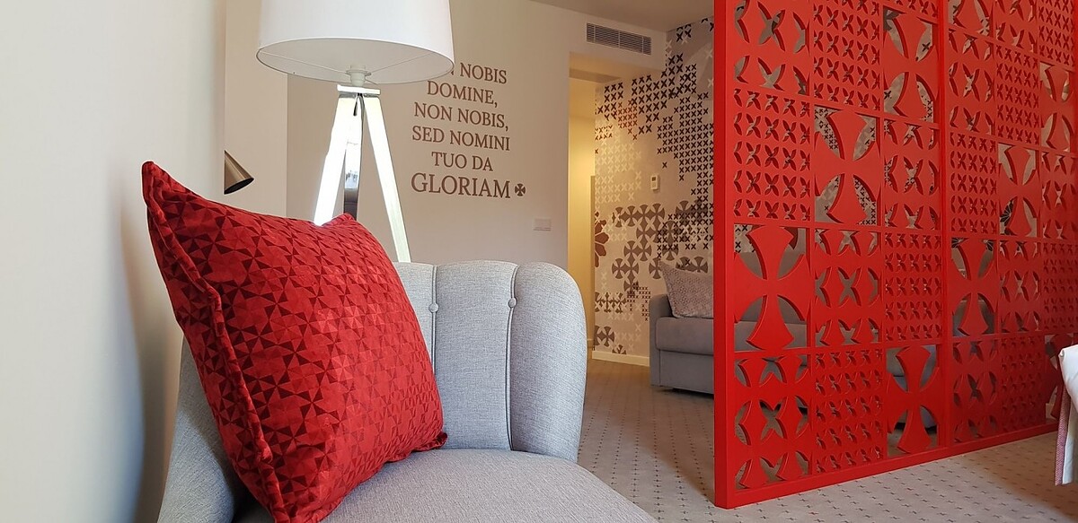 دمار بوتیک هتل