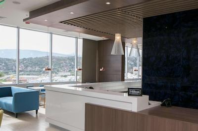 هامپتون این بای هیلتون کوکوتا