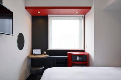 د ب تکیو اساکوسا