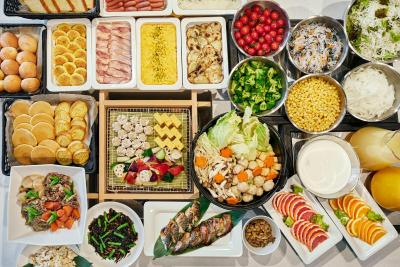 د ب تکیو اساکوسا