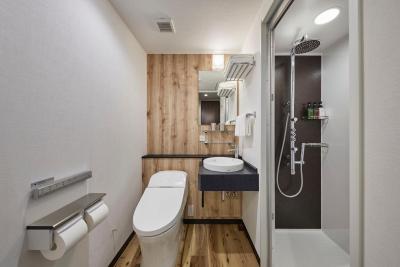 د ب تکیو اساکوسا