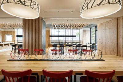 د ب تکیو اساکوسا