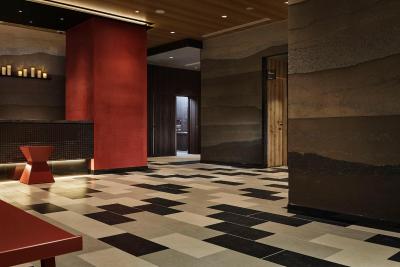 د ب تکیو اساکوسا