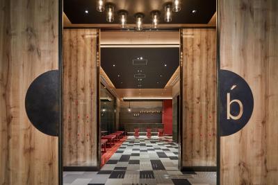 د ب تکیو اساکوسا