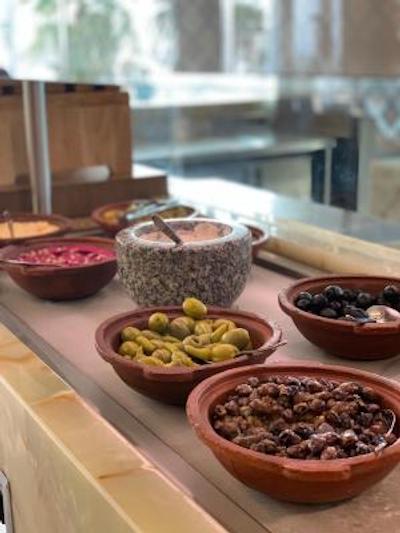 رویال ام هتل اند ریزورت