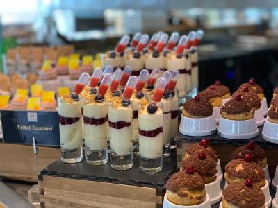 رویال ام هتل اند ریزورت