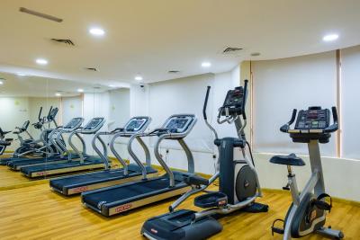 تولیپ این ال خان هتل