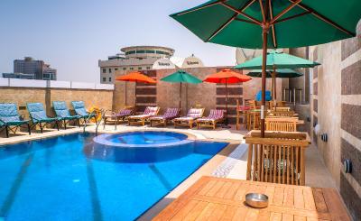 تولیپ این ال خان هتل