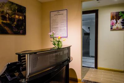 تولیپ این ال خان هتل