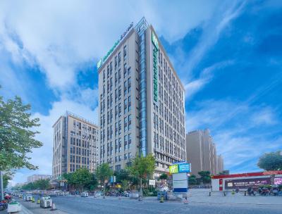 هالیدی این اکسپرس شانگهای جینشان