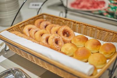 هالیدی این اکسپرس شانگهای جینشان